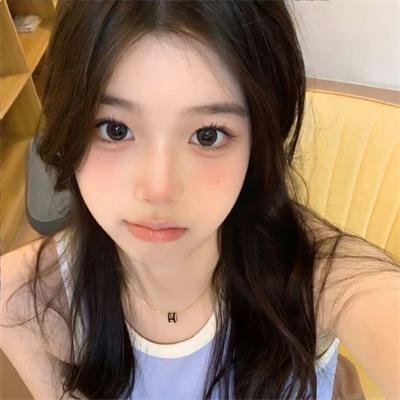 玛丽莲有深黑之眸